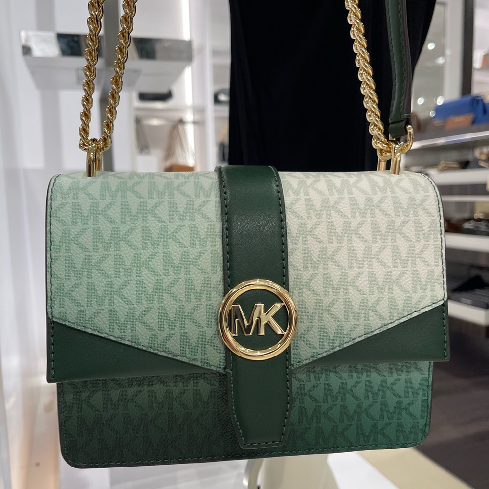 Michael Kors Greenwich Sm Color-Block Signature Logo Flap Crossbody XBODY
Moss